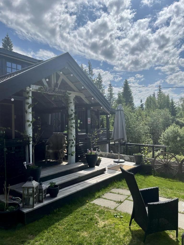 Casa Steinbekken, Rom Inkl Morgenkaffe For Par Og Kvinner Med Felles Toalett